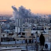 Iran, media: "Figlio Khamenei scelto come suo successore". Consolato Usa a Dubai colpito da un drone