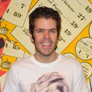 Autolesionismo in diretta su TikTok, ricoverato il blogger Perez Hilton