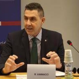 Ue, Vannacci: "Ideologia gender punta a distruggere società occidentale" Ue, Vannacci: "Ideologia gender punta a distruggere società occidentale"