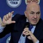 Ucraina, Crosetto: "Nessuna soluzione prima dell’estate, Russia userà l’inverno come arma di pressione" Ucraina, Crosetto: "Nessuna soluzione prima dell’estate, Russia userà l’inverno come arma di pressione"