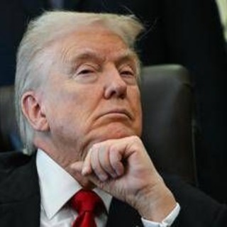 Caso Epstein, dietrofront di Trump su pubblicazione file: oggi il voto Caso Epstein, dietrofront di Trump su pubblicazione file: oggi il voto