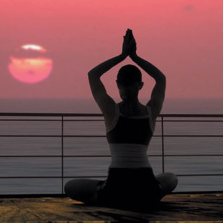 Savona: interviste, immagini e testimonianze dirette per il reportage che fa conoscere lo yoga di Aurobindo