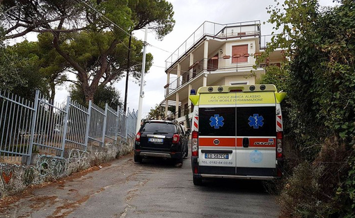 Trovato in pozza di sangue ad Alassio: disposta l'autopsia sull'anziano Trovato in pozza di sangue ad Alassio: disposta l'autopsia sull'anziano