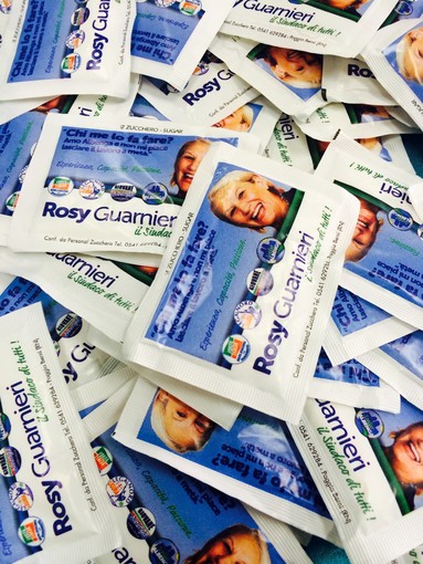 Albenga, arriva lo zucchero di Rosy Guarnieri Sindaco: "Governare la città con fermezza, e con dolcezza" Albenga, arriva lo zucchero di Rosy Guarnieri Sindaco: "Governare la città con fermezza, e con dolcezza"