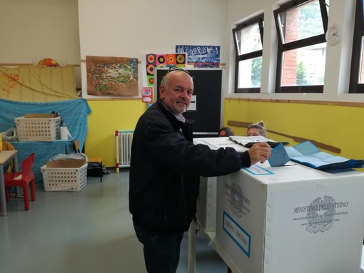 Celle, il candidato sindaco Remo Zunino ha votato