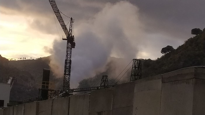 Continua il percorso "anti-bitume" degli abitanti delle valli Neva e Pennavaire Continua il percorso "anti-bitume" degli abitanti delle valli Neva e Pennavaire